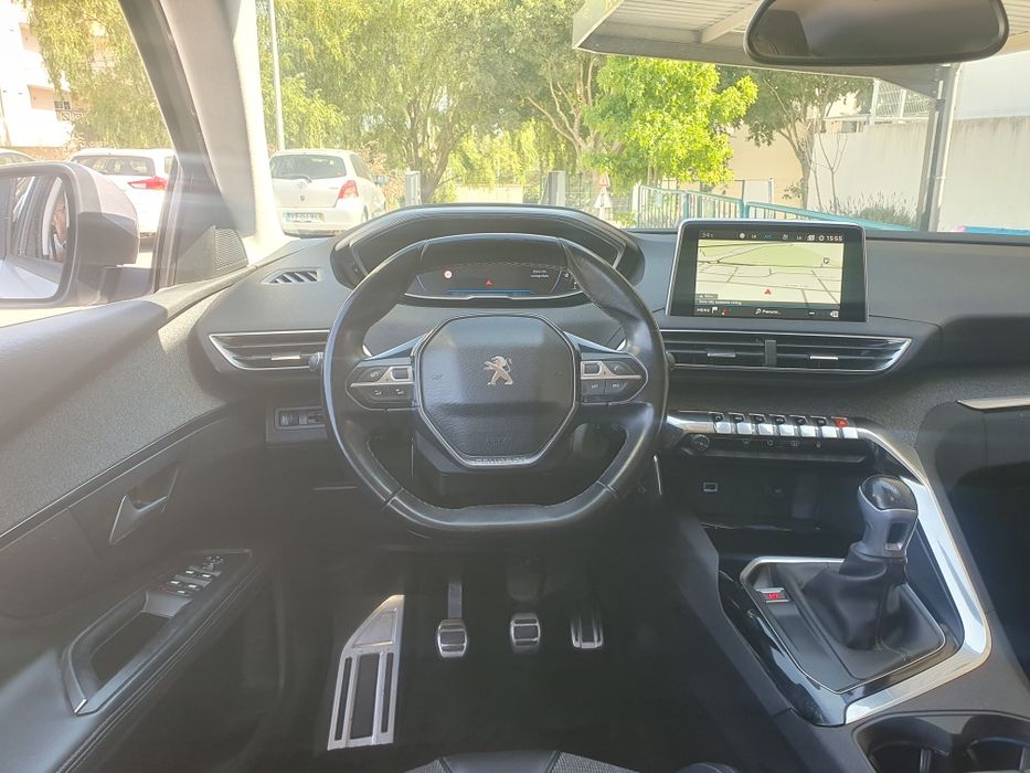 Peugeot 5008 1.6hdi 2017