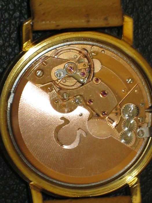 OMEGA DE VILLE  Automatico Ouro Maciço 18K. Vintage