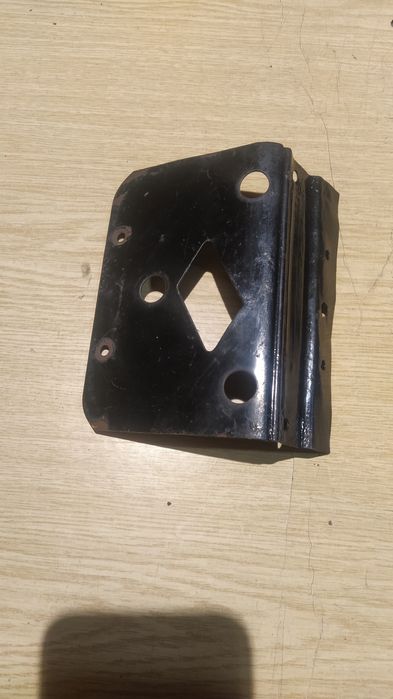 Продается Крепление заднего Стопача ЯВА.