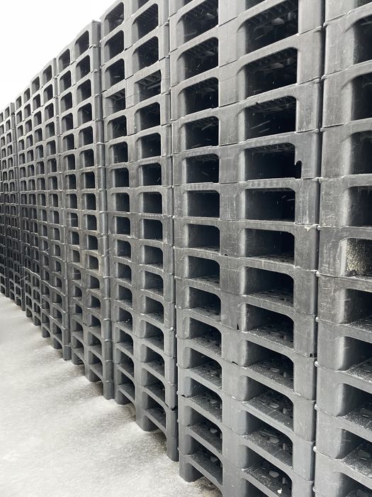 Palety plastikowe 120x80 Mocne&Dostępna duża ilość& Faktura