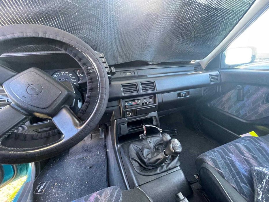 Opel Frontera 2.8