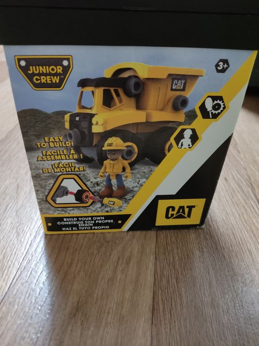 Грузовик CAT машинка CAT