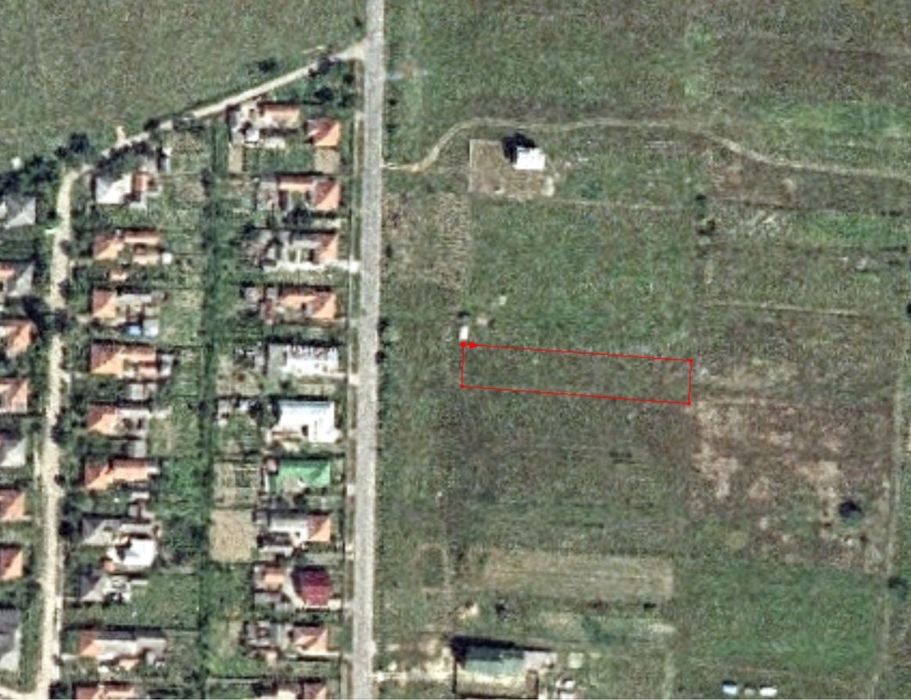 Продається в с.Велика Бакта по головній вулиці під будівництво