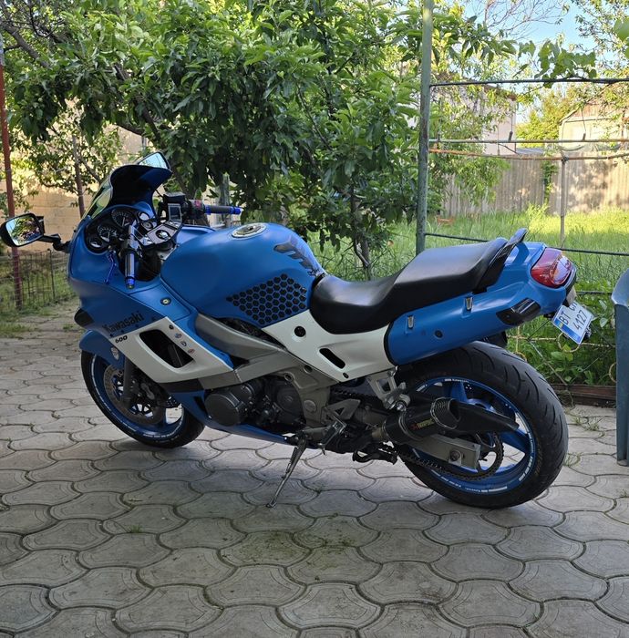 Продам Kawasaki zzr600