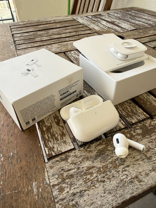 Apple AirPods Pro 2 official