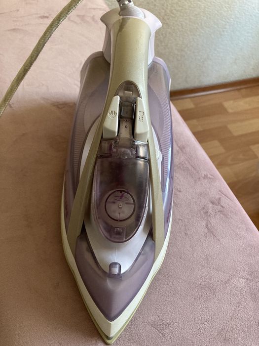 Продам утюг PHILIPS