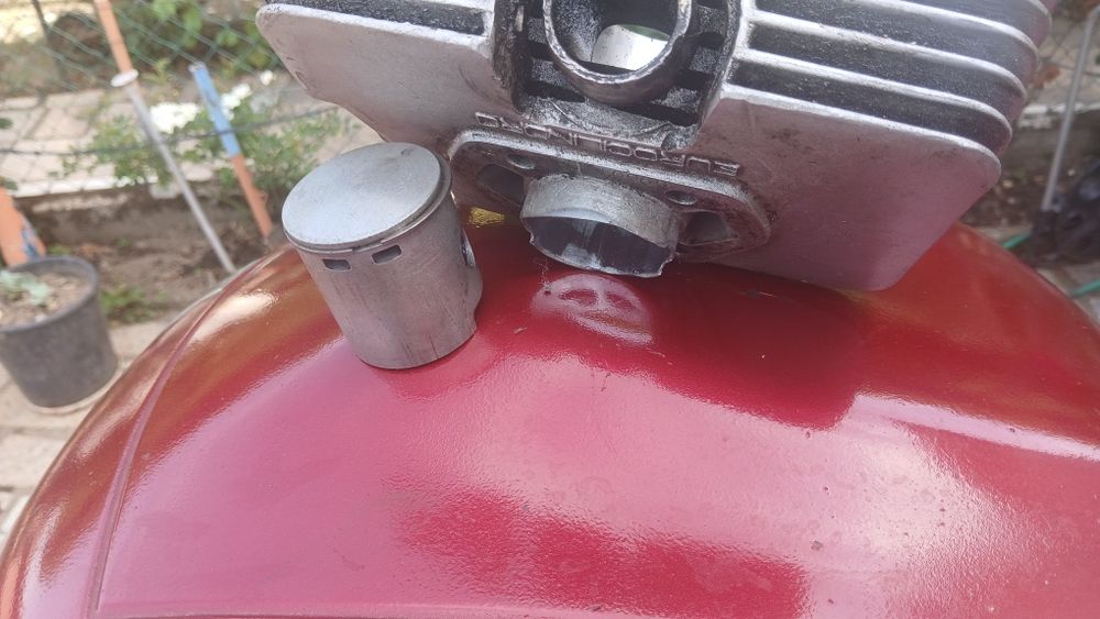 Cilindro a 45 mm com piston athena  como novo