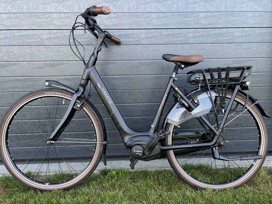 Gazelle orange c8 rama 49