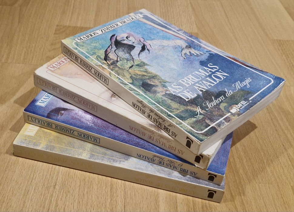 Saga Brumas de Avalon