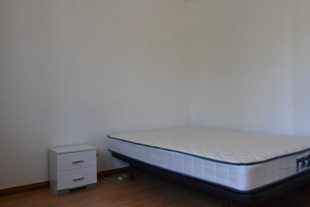 Apartamento T2 mobilado e equipado, com elevador