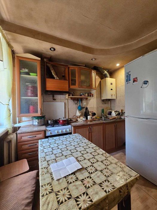 Продам 3к біля Конкорду