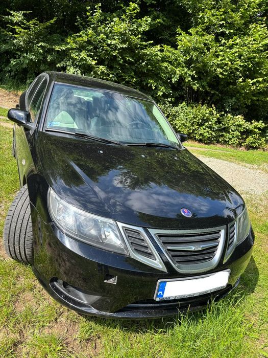 Saab 9-3 Sprzedam Saab 93 2011 przebieg 167000 stan b.dobry dwa komplety kół