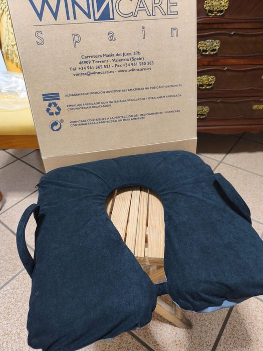 Cadeirão de relachamento com comando, cadeira de banho e almofada