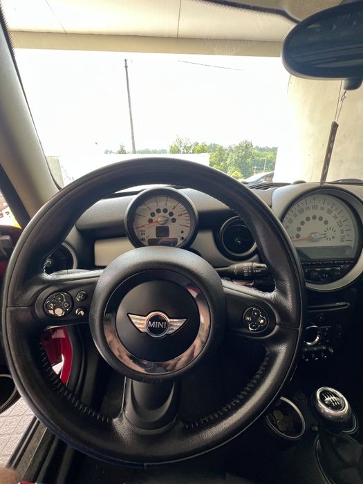 Mini Cooper D 2010468802043988551683