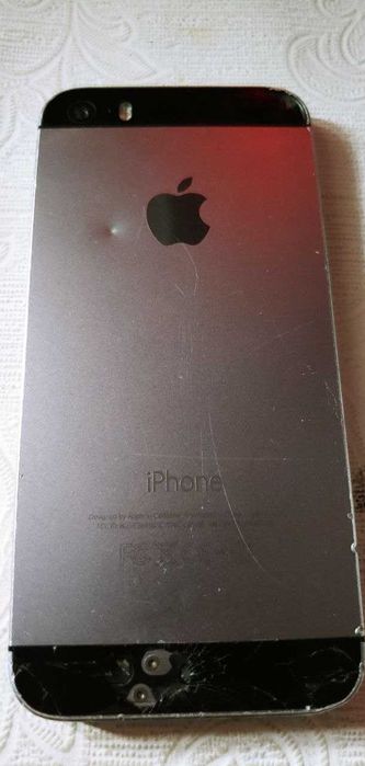 телефон IPhone 5s