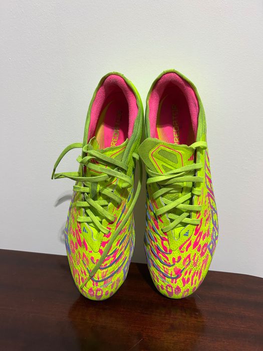 Chuteiras predator pro FG