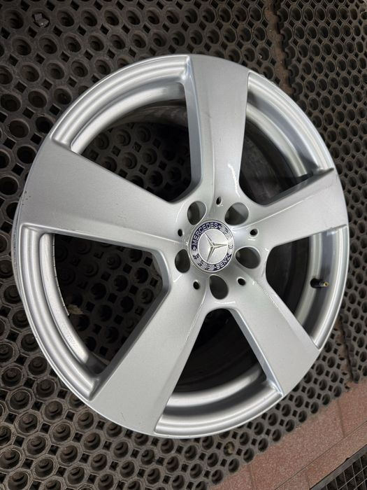 Alufelga Mercedes 5x112 8J x 18 ET 45