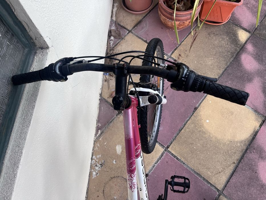 Bicicleta menina roda 26’’