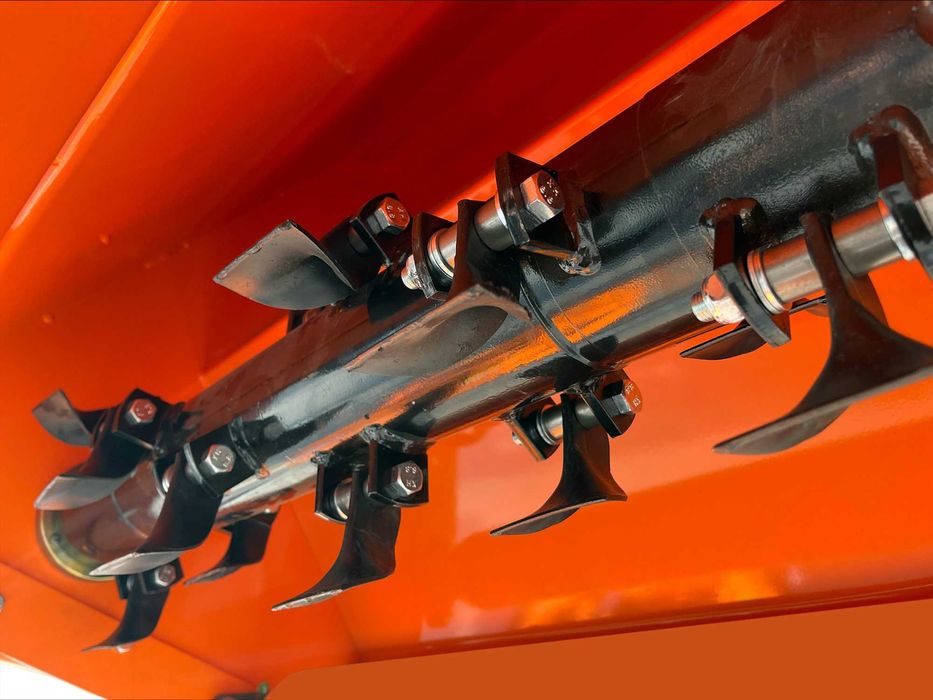 Corta-relva com Recolha 720L DELEKS PANDA-120 - Golfe/Vinha - c/CARDÃ