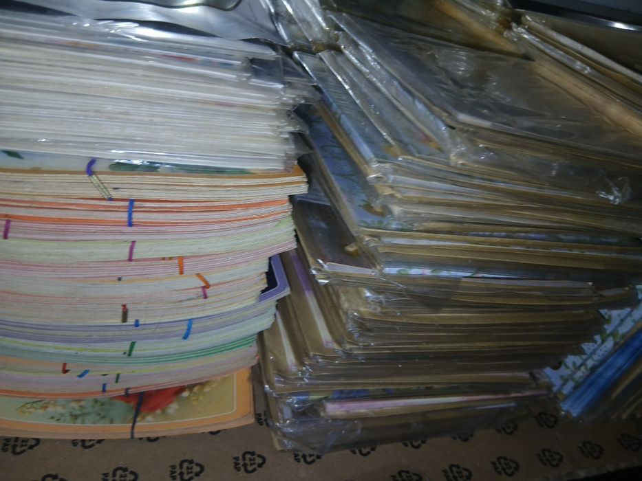 Lote 1300 postal Nao circulado novos por 250 €