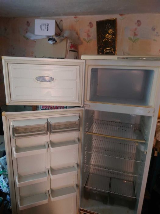 холодильник Атлант МХМ-260-02 КШД-300/60