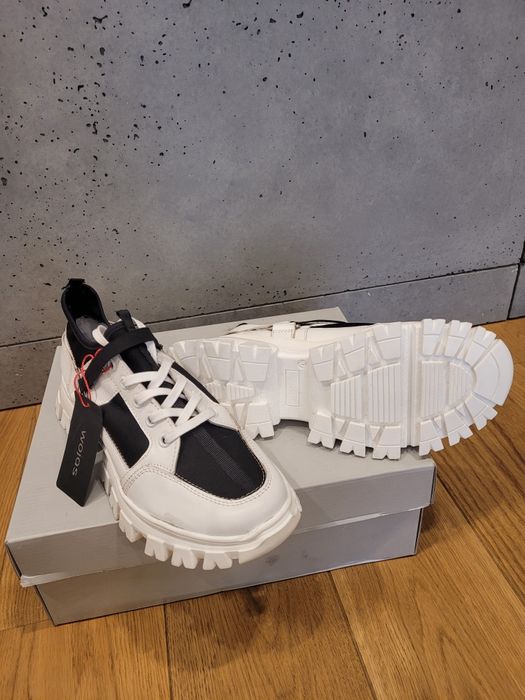 Adidasy, półbuty bialo-czarne wojas roz 37