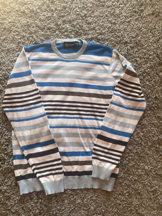 Sweter męski w paski Bershka