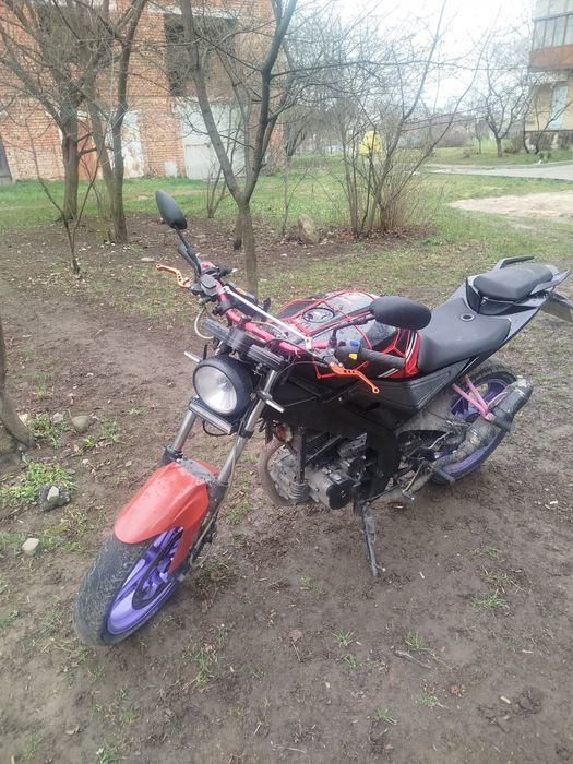 Мотоцикл Viper r1