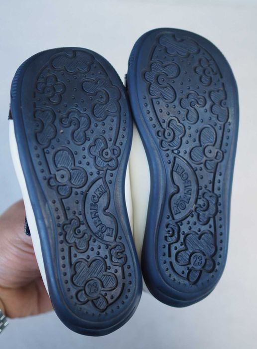 Buty, balerinki Kornecki dla dziewczynki. R. 23. Zadbane!