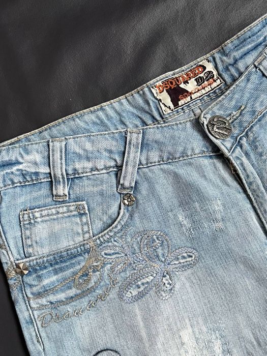 Джинси Dsquared2