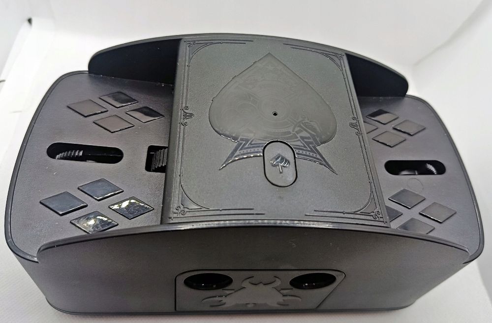 Elektryczna tasowarka mieszacz kart do gry