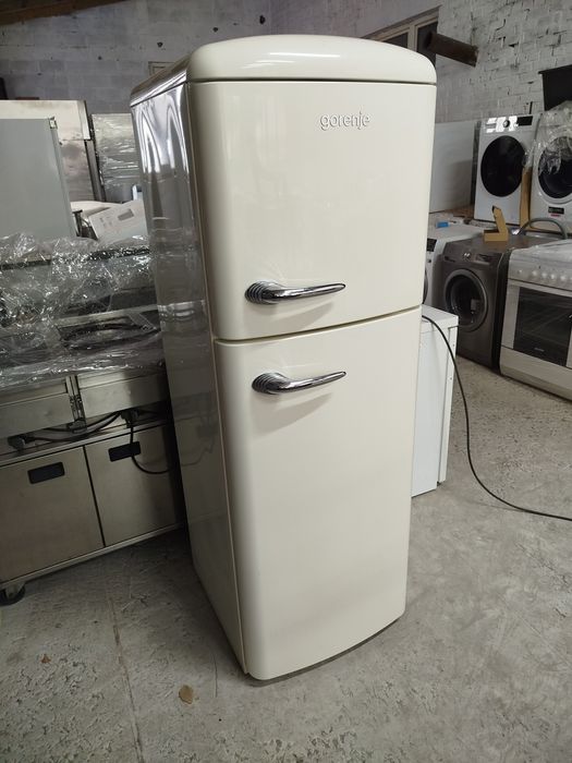 холодильник двокамерний Gorenje retro