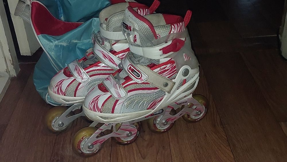 продам роликові ковзани
