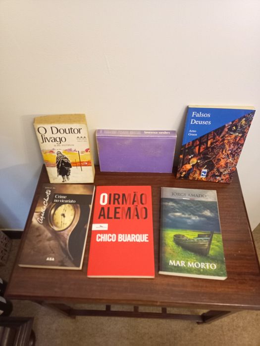 Vários livros leitura