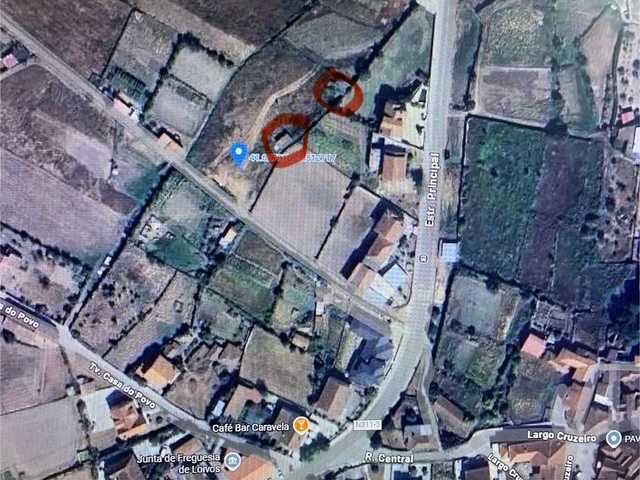 Terreno com mini casa