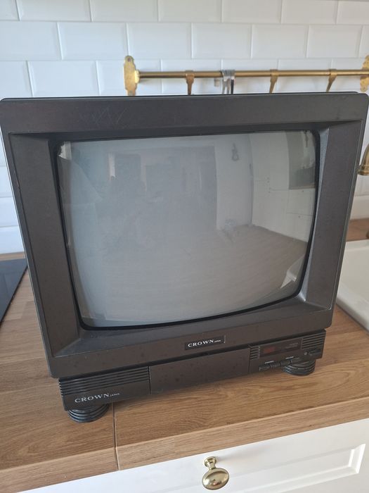 Televisão crown Japão