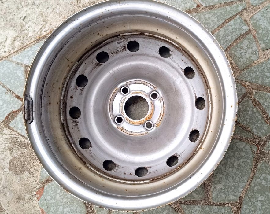 Диски R15 4*100 Киа Рио