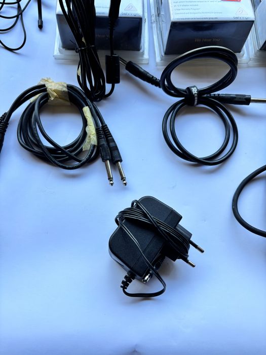 Profesjonalny zestaw audio: Mikser USB + Reloop + kable