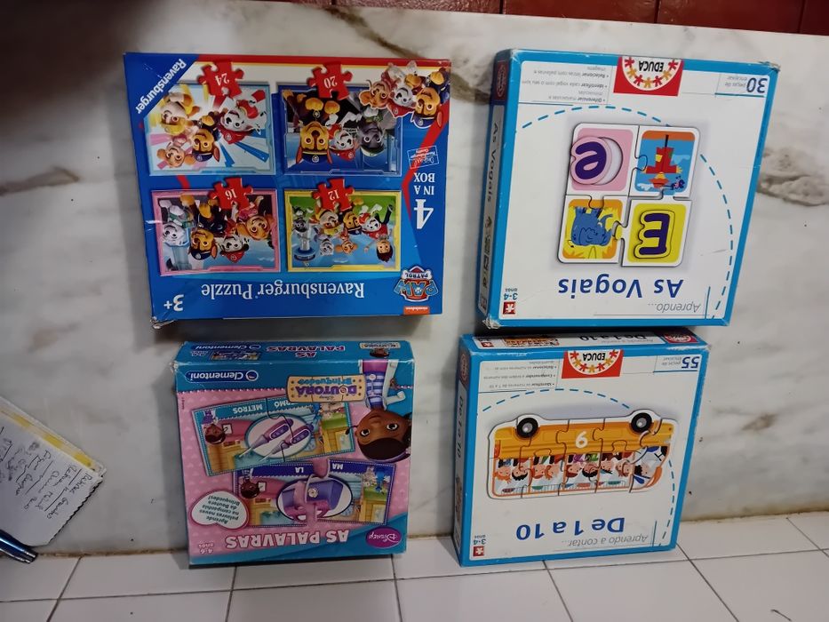 Conjunto de 4 Jogos Puzzles/Jogos Diversos Criança