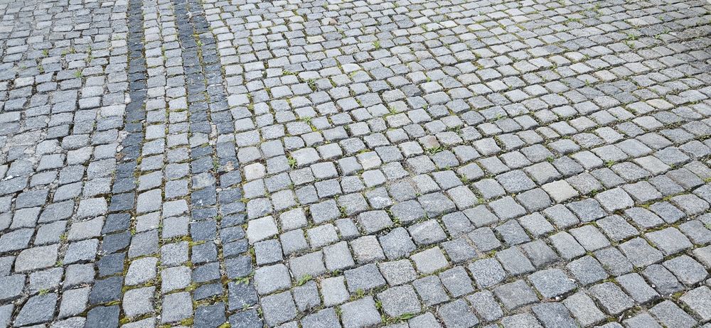 Kostka granitowa mała i duża