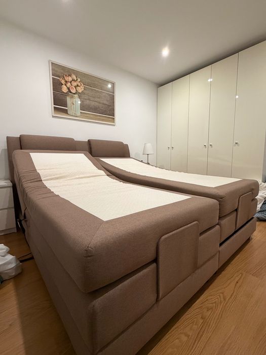 Conjunto boxspring electrica cabeceira de cama + sommier de relaxamento elétrico + colchão CASTEL da PALACIO - 2x90x200 cm -Tecido bege