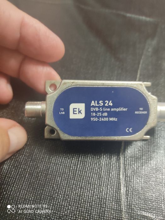 Satellite TV Signal Line Amplifier64297683773955120