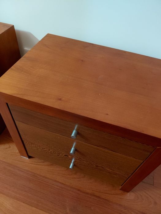 Mesa de cabeceira