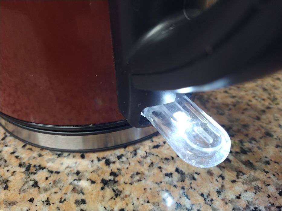 Chaleira fervedor de água casa quarto apartamento vivenda escritório.