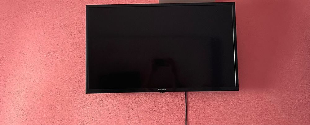 Televisão Silver 32 polegadas