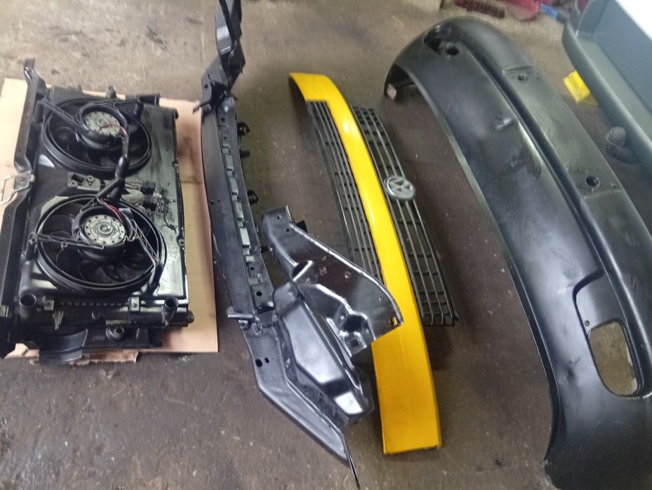VW T4 Zderzak chłodnica wentylatory wzmocnienie grill komplet