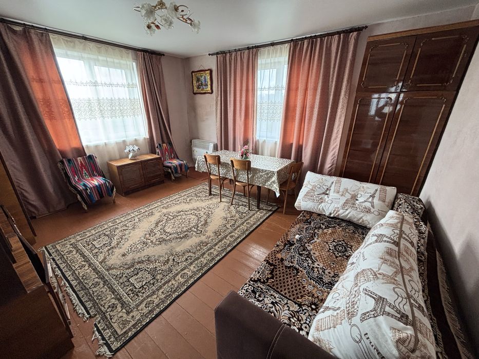 Продаж Будинок 75м². Ділянка 9 сот. Узин. Світло. Газ. Криниця. Центр