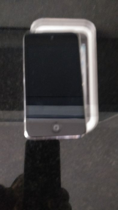 IPOD Touch 64 g com caixa434644401353533442