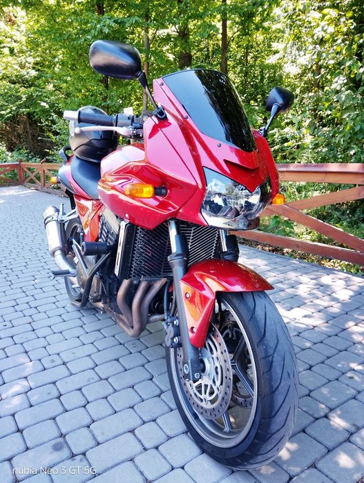 Kawasaki z 750 s.2005 року.
