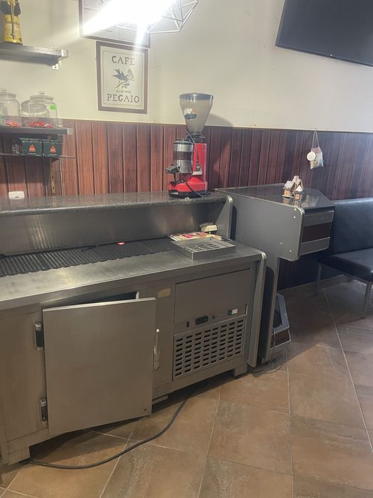 Balcao frigorifico com canto e moinho